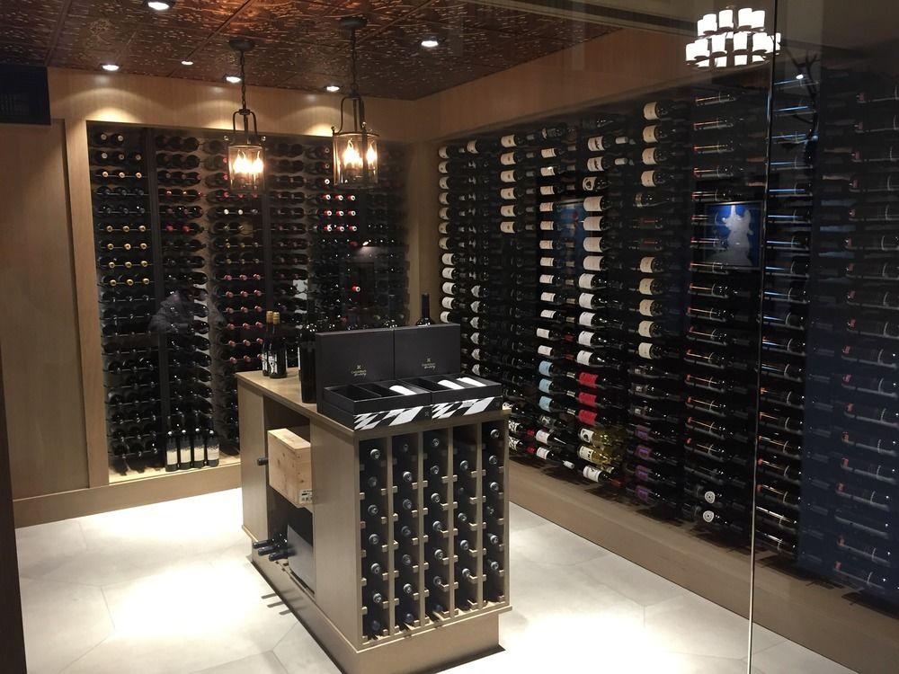 The Royal Kelowna - Bellstar Hotels & Resorts エクステリア 写真